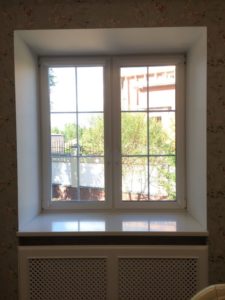 Противопожарное окно вместе с подоконником / серия FRM999